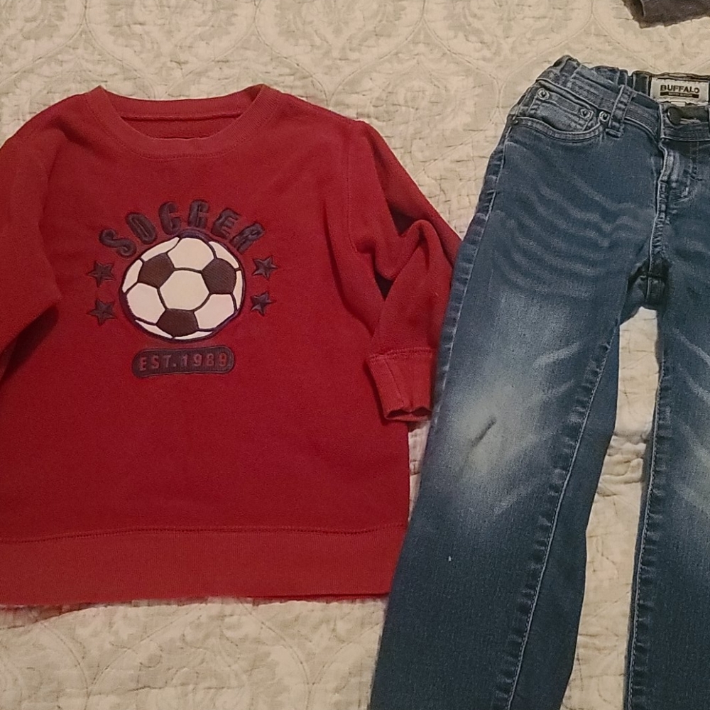 Set for boys Children's place and Buffalo. 4T